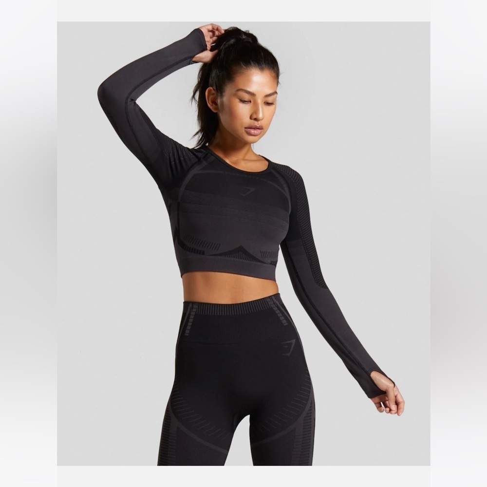 Gymshark Geo Ombre Seamless long sleeve crop black tones XS/S